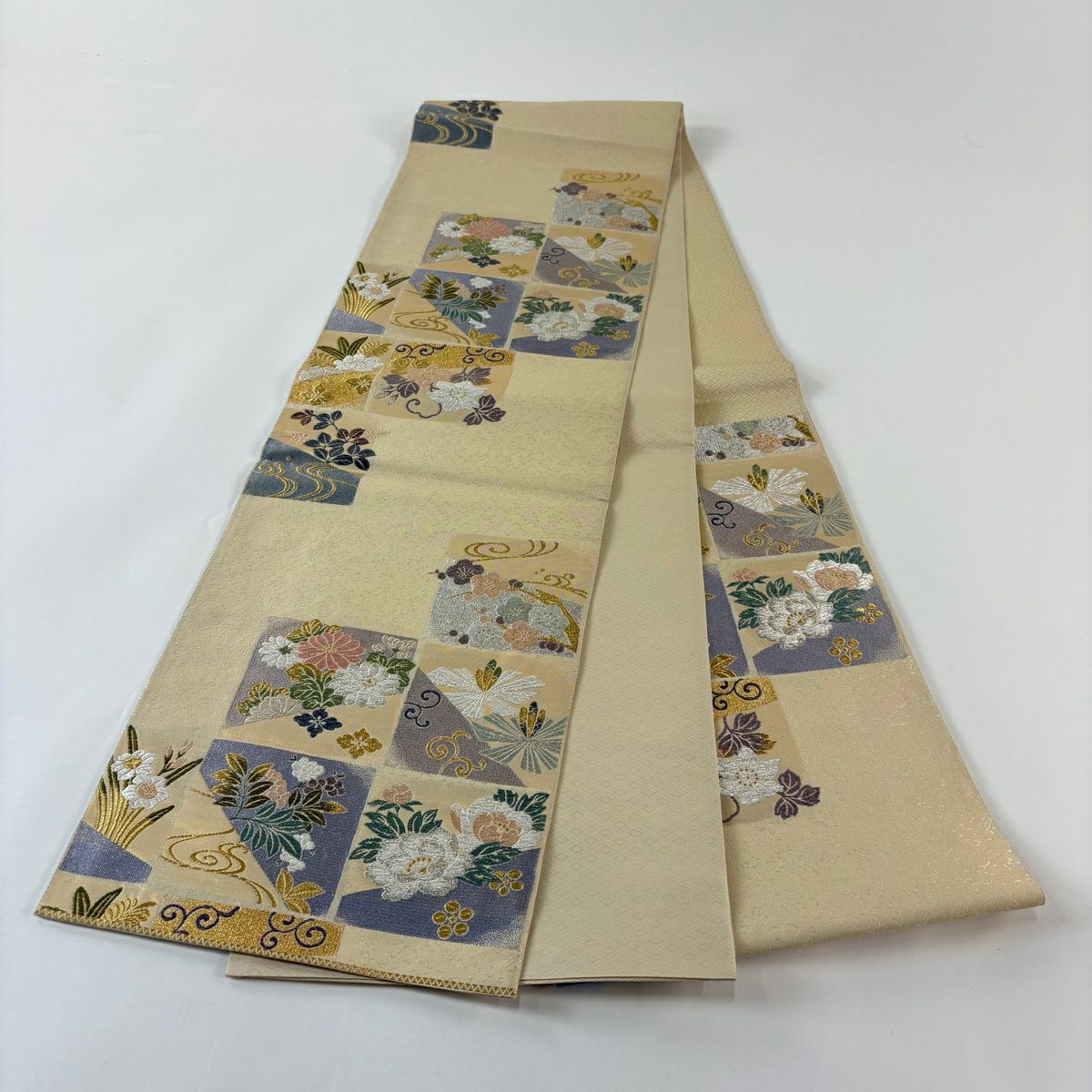 【美品】 袋帶 名品級 吉祥開運花 流水 金銀彩 金金箔 米色 六通 純蠶絲