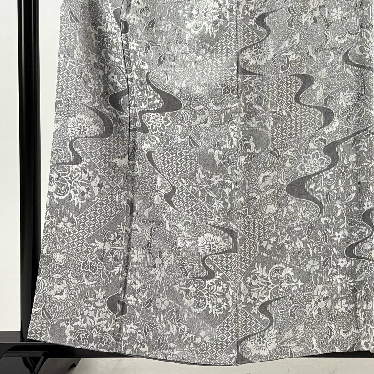【美品】 小紋 身長158.5cm 袖長65cm M 雙層 草花紋 紋意匠 灰色 純蠶絲 名品級