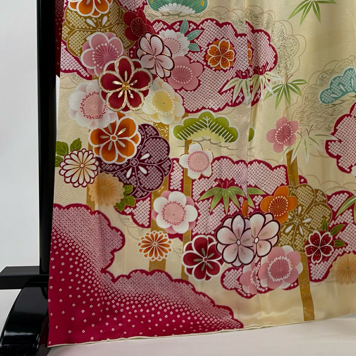 【美品】振袖禮服 身長168cm 袖長72.5cm L 雙層 松樹竹子梅花 雲文 金絲 金銀彩 奶油色 純蠶絲 名品級