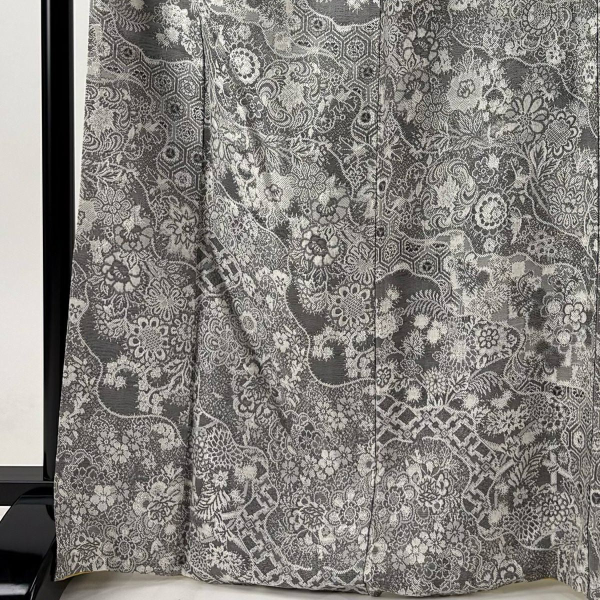 小紋 身長168cm 袖長68.5cm L 雙層 紋意匠 草花紋紋 有職文樣 灰色 純蠶絲 名品級
