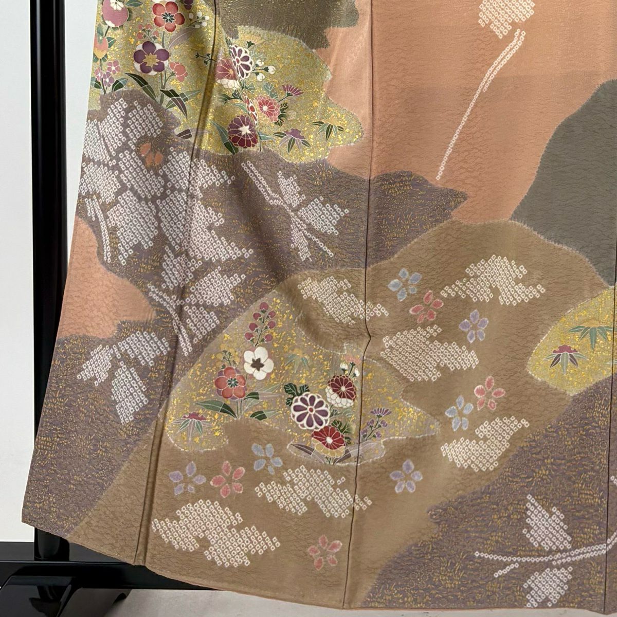 訪問服 身長159.5cm 袖長65cm M 雙層 草花紋紋 菊花 金彩裝飾 絞染 粉米色 純蠶絲 秀品級
