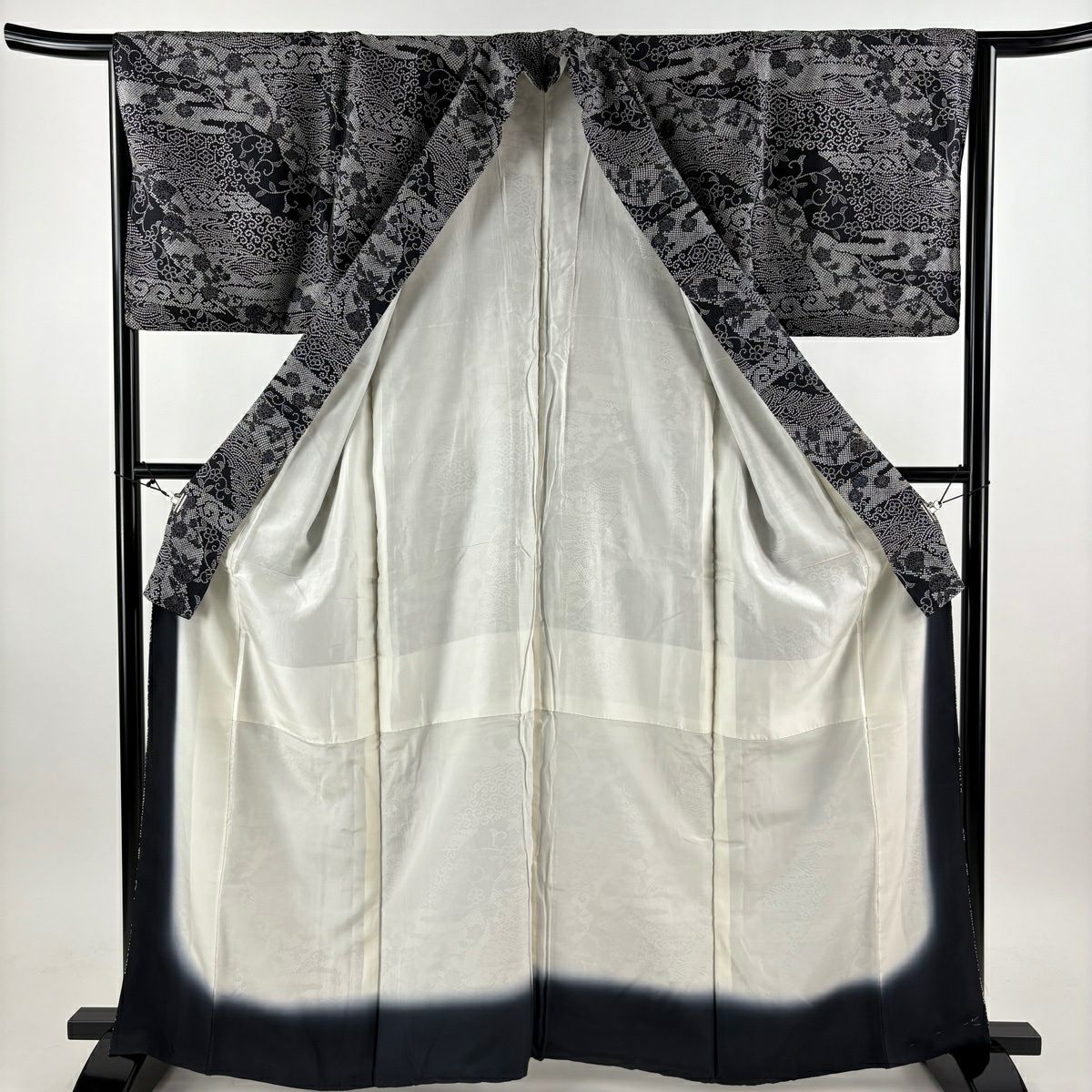 【美品】 小紋 身長163.5cm 袖長65.5cm M 雙層 花唐草紋 波 黑灰 純蠶絲 秀品級