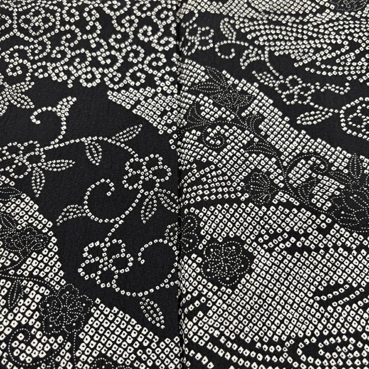 【美品】 小紋 身長163.5cm 袖長65.5cm M 雙層 花唐草紋 波 黑灰 純蠶絲 秀品級