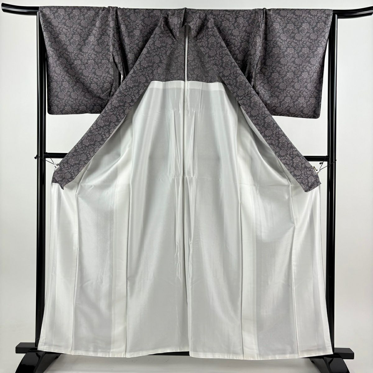 【美品】 小紋 身長162cm 袖長65cm M 雙層 紬織織 背抜 牡丹 唐草紋 灰紫 純蠶絲 秀品級