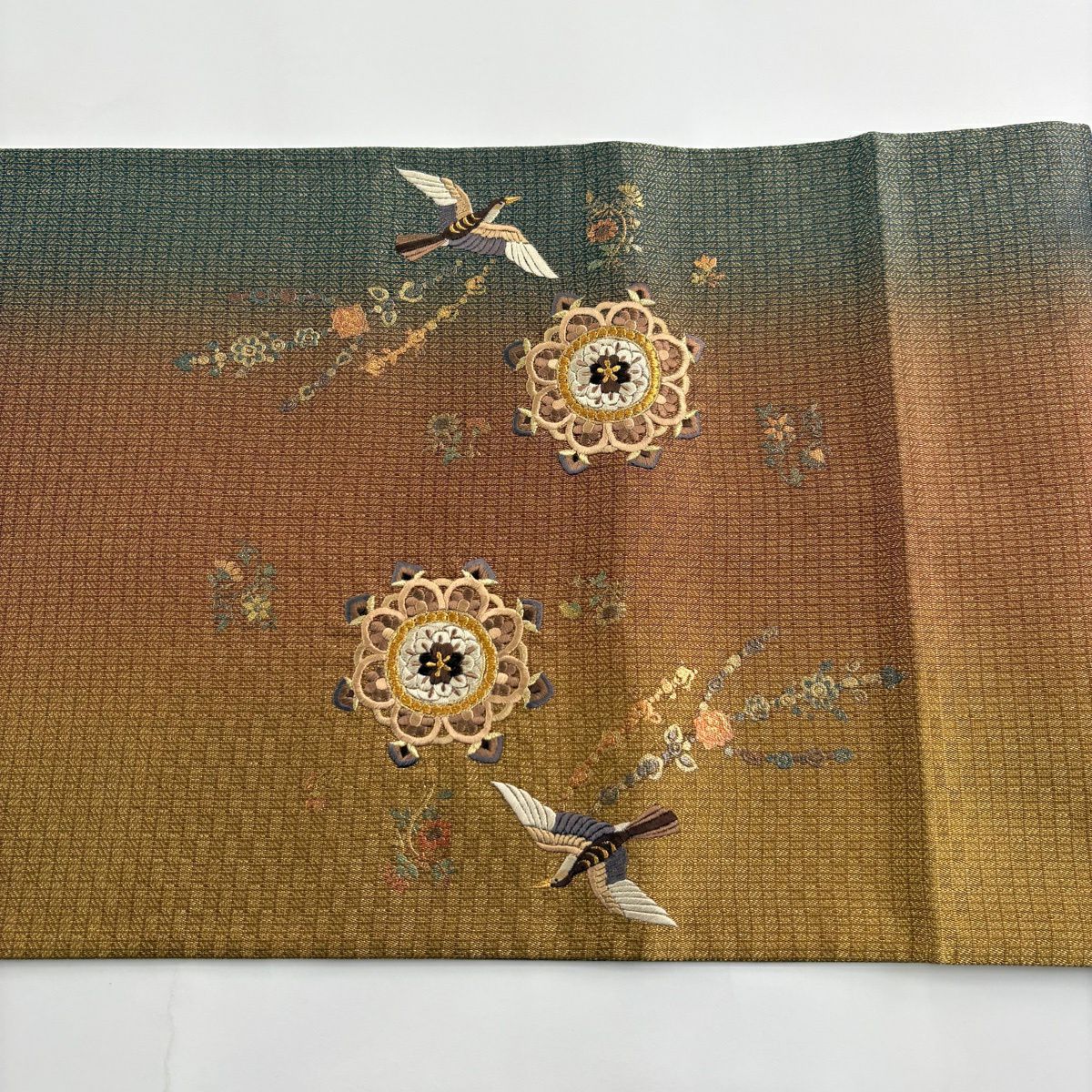 【美品】 袋帶 秀品級 華紋 鳥 刺繡 金糸 茶 お太鼓柄 純蠶絲