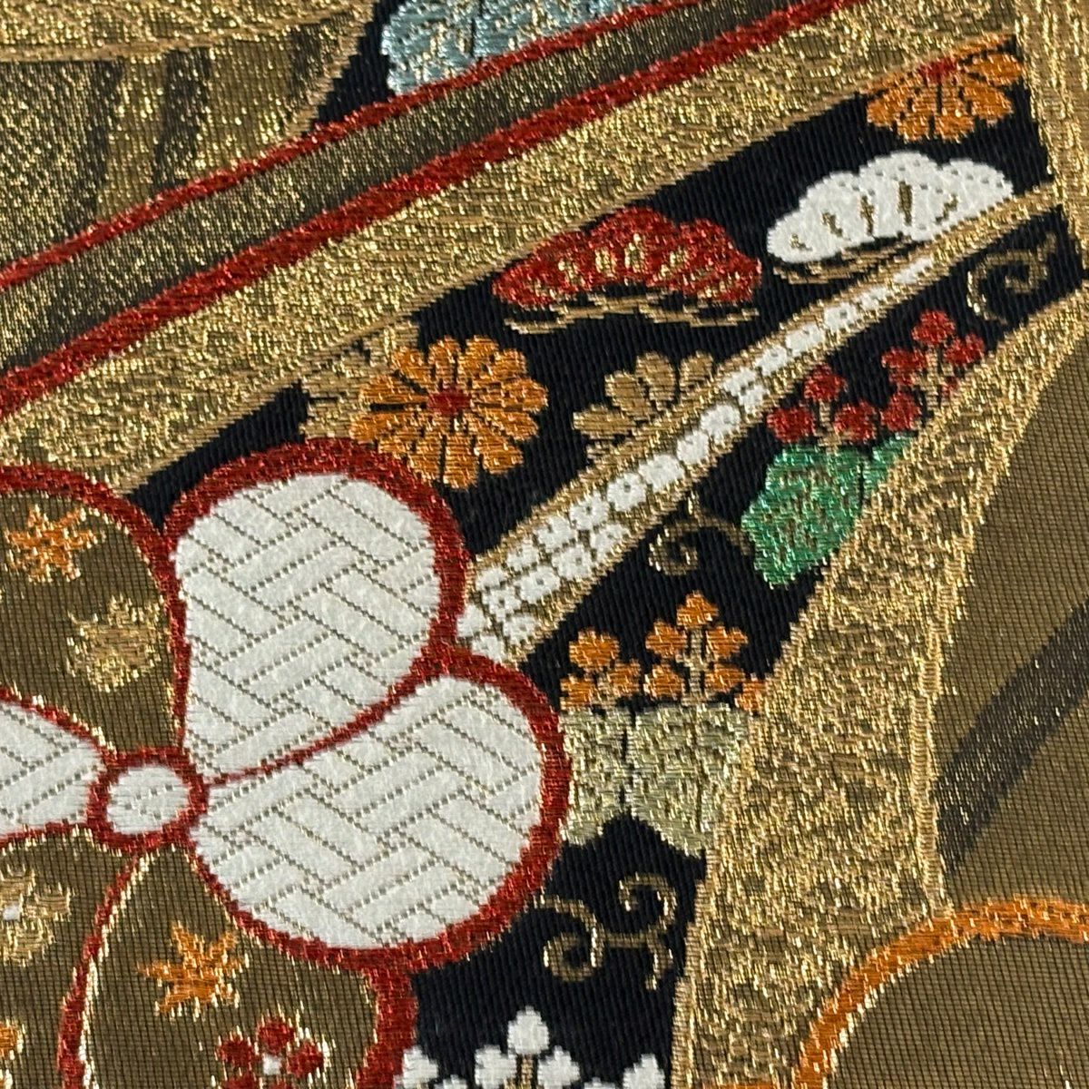 袋帶 秀品級 梅花 束熨斗紋 刺繡 金絲 金茶 六通 純蠶絲