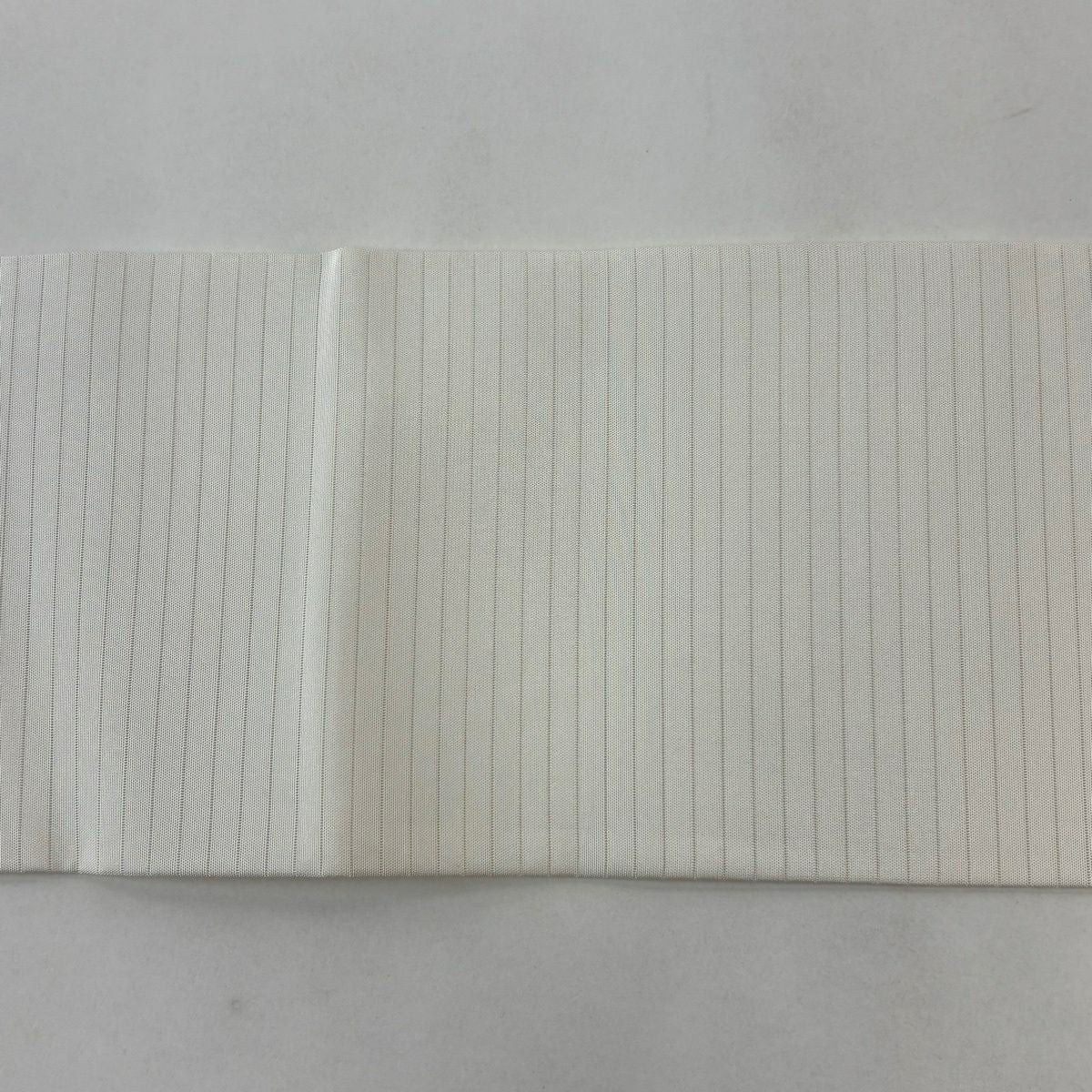 【美品】 名古屋帶 秀品級 落款 夏帶 絽 草花紋紋 漸層 奶油色 純蠶絲