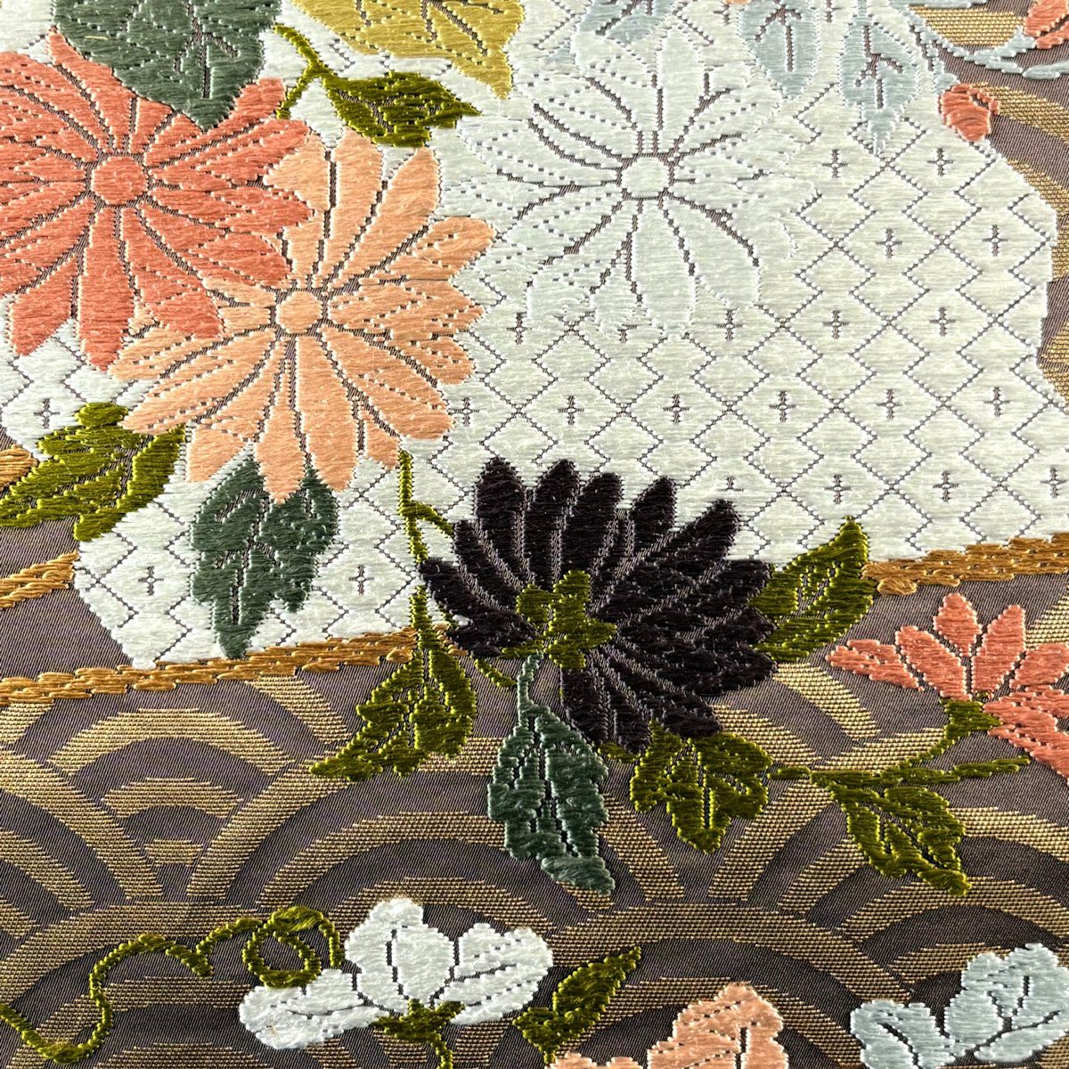【美品】 袋帶 秀品級 關西仕立 雙層扇子 草花紋紋 金金箔 唐織 茶 六通 純蠶絲