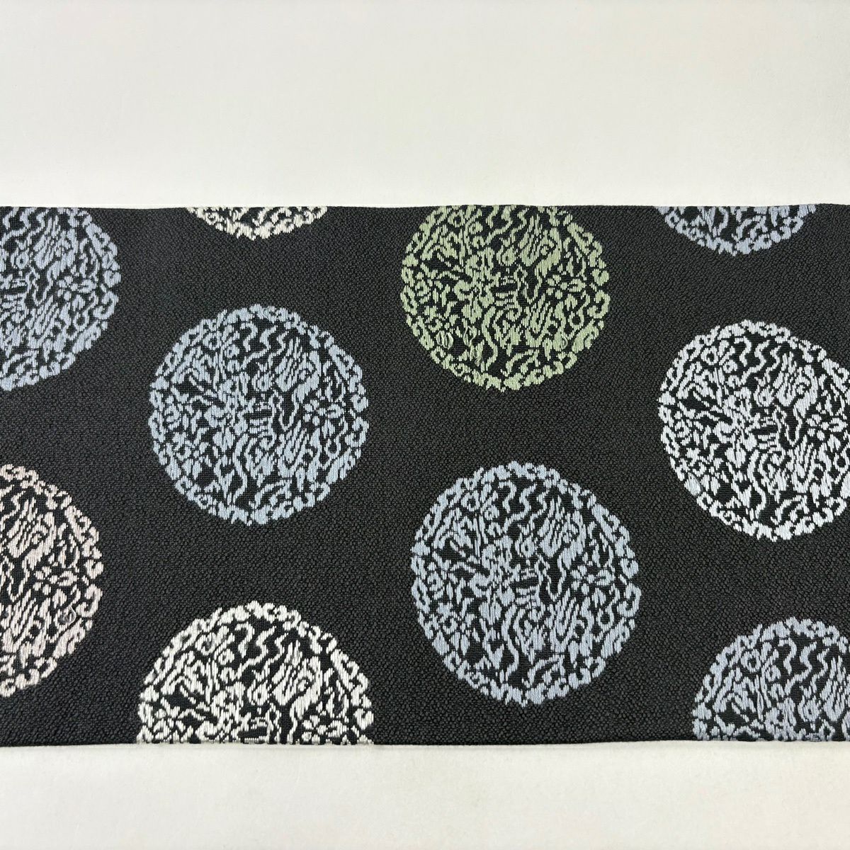 名古屋帶 秀品級 鳥 草花紋刺繡 灰色 純蠶絲
