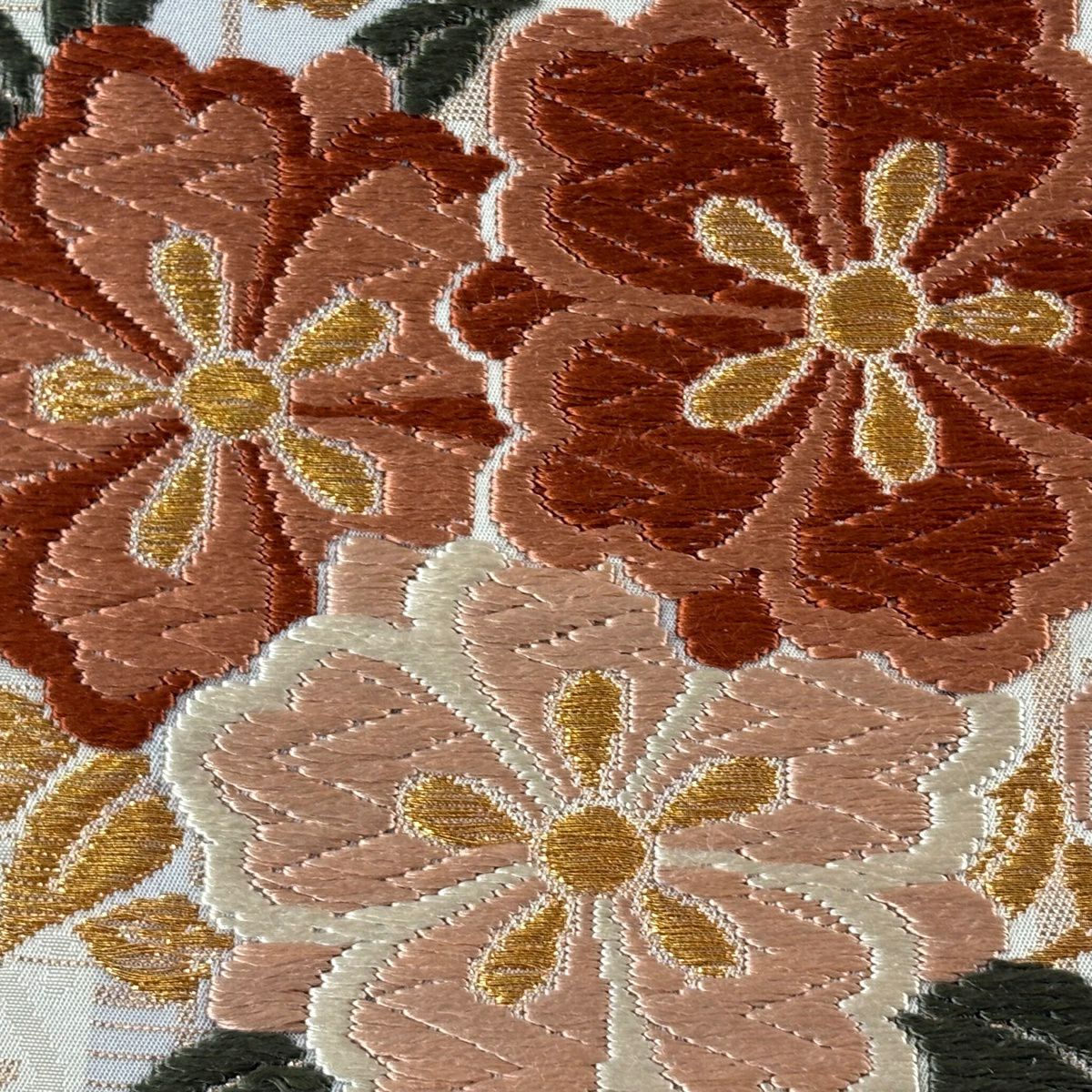 【美品】 袋帶 秀品級 菊花 蝶 金絲 唐織 灰色 六通 純蠶絲