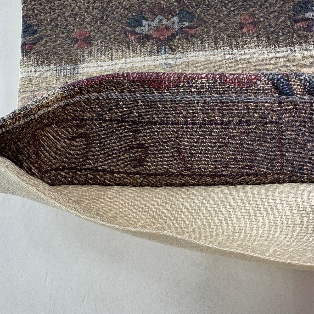 【美品】 袋帶 秀品級 船 草花紋 金金箔 米色 六通 純蠶絲