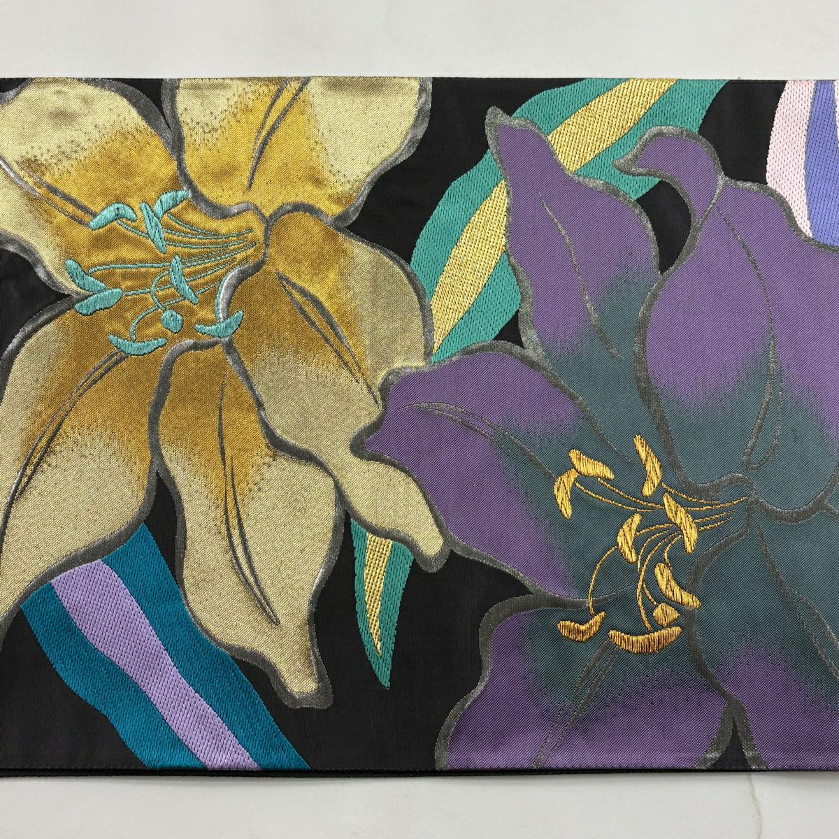 【美品】 袋帶 秀品級 草花紋紋 金糸 金金箔 黑灰 六通 純蠶絲