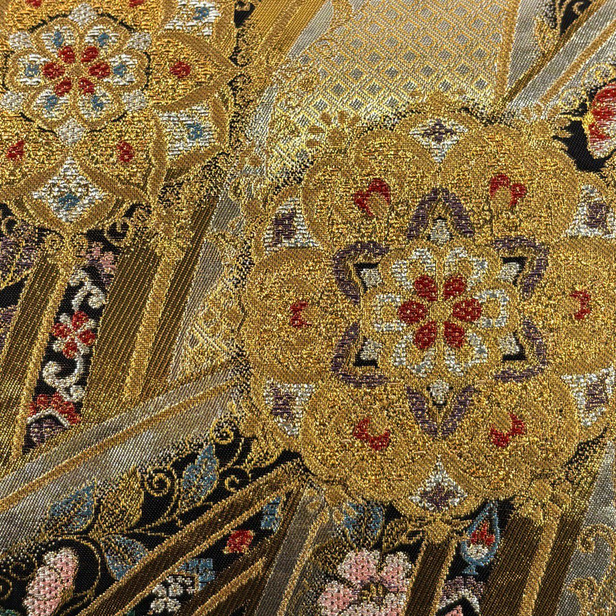 【美品】 袋帶 秀品級 華紋 蝶 金銀彩 金金箔 綠 六通 純蠶絲