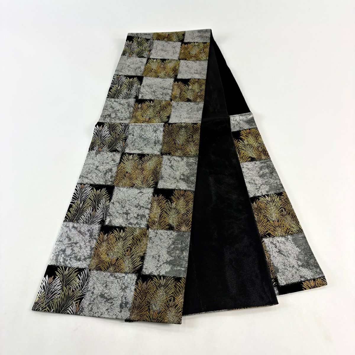 【美品】 袋帶 秀品級 松樹 市松樹 金銀絲 金金箔 黑 六通 純蠶絲