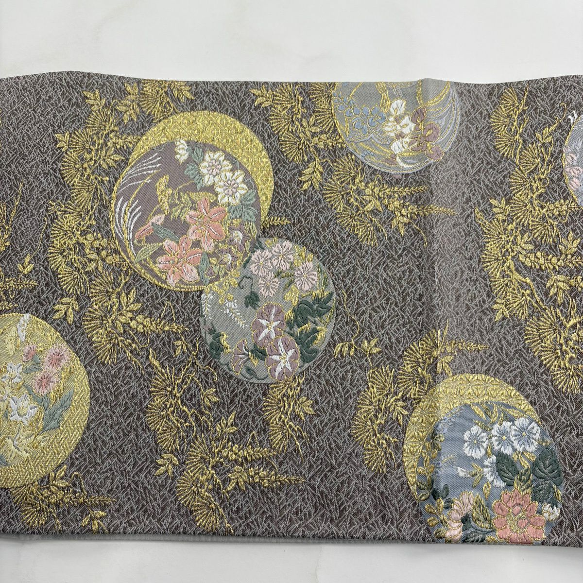 【美品】 袋帶 秀品級 草花紋紋 松樹葉 金糸 灰紫 六通 純蠶絲
