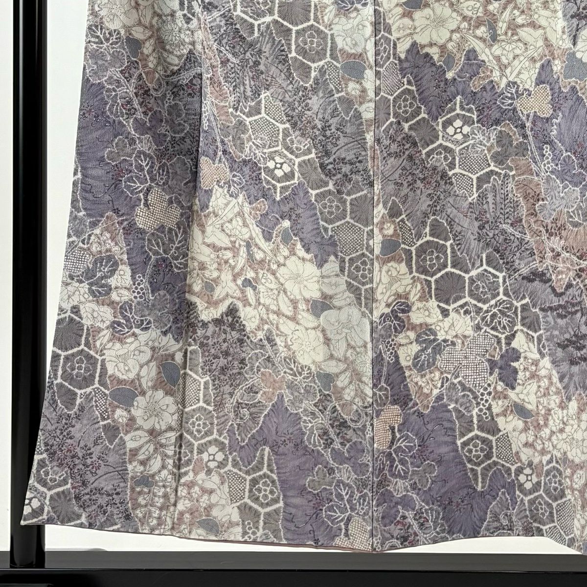 【美品】 小紋 身長151.5cm 袖長64.5cm M 雙層 草花紋紋 龜甲 灰紫 純蠶絲 秀品級