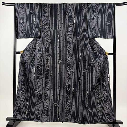 【美品】 小紋 身長158.5cm 袖長64.5cm M 雙層 蝶紋 縞紋 絞染 黑色 純蠶絲 秀品級