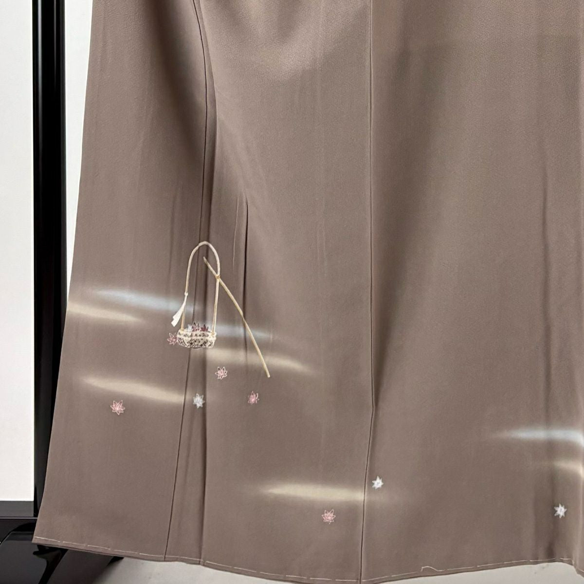 【美品】 付下 身長161cm 袖長67cm M 雙層 岡村蒼風 十日町友禪 落款あり 花籠 霞 漸層 灰茶 純蠶絲 秀品級