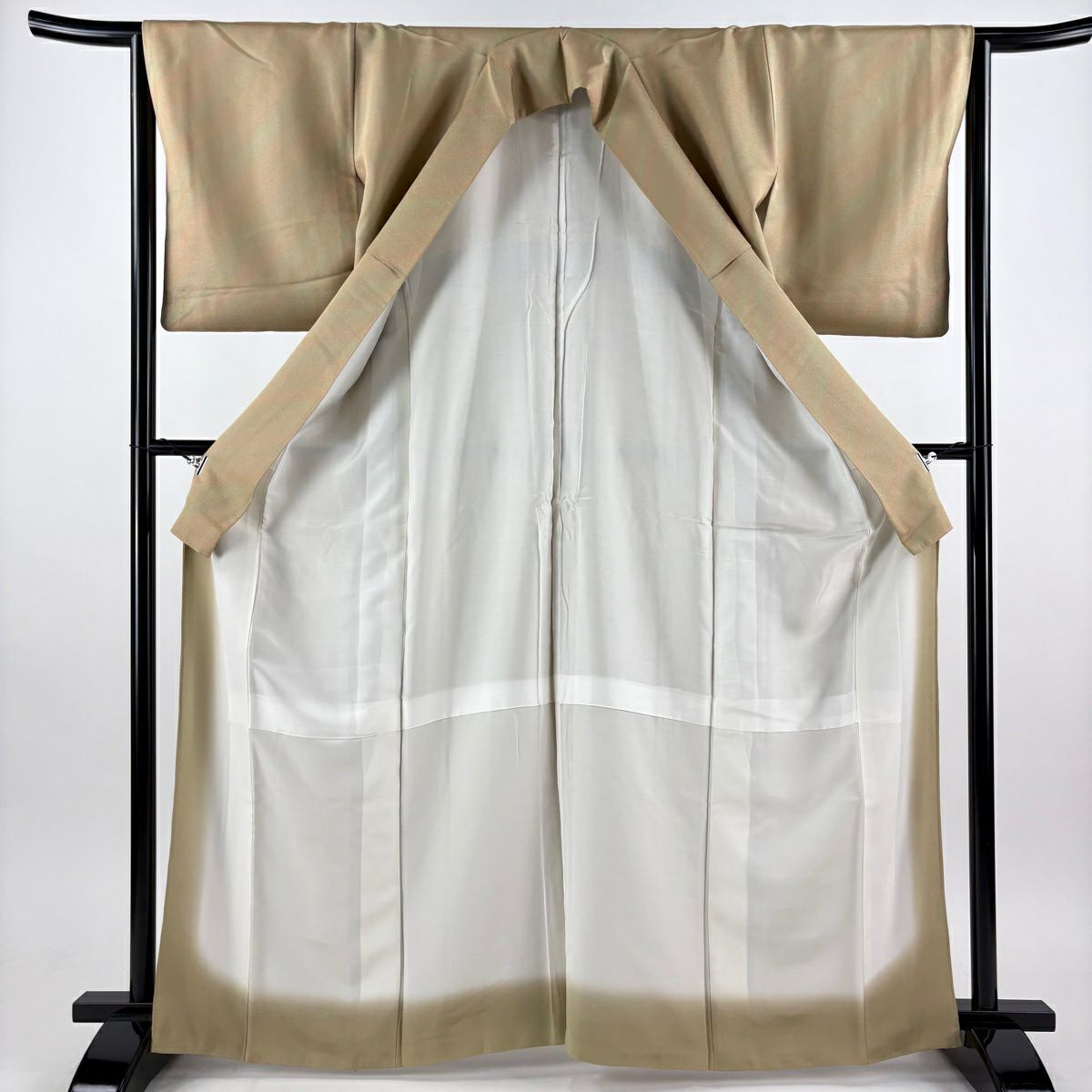 【美品】 小紋 身長164.5cm 袖長64.5cm M 雙層 落款あり 斜めぼかし柄 金通し 米色 純蠶絲 秀品級