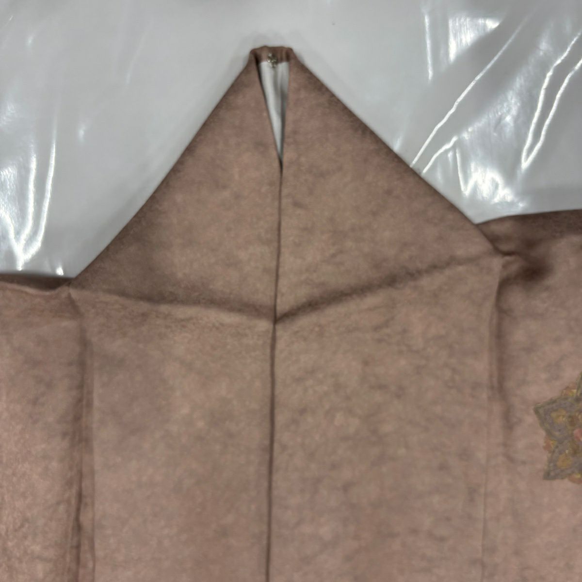 【美品】 付下 身長162.5cm 袖長65cm M 雙層 華紋 花唐草紋 刺繡 金金箔 淺小豆 純蠶絲 優品級