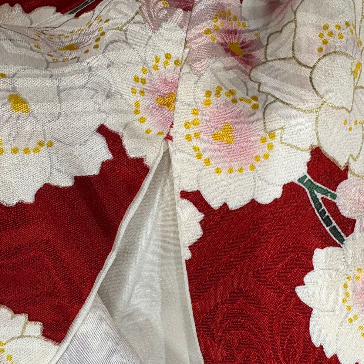 【美品】振袖禮服 身長169cm 袖長68cm L 雙層 櫻花 地紋 金彩裝飾 紅 純蠶絲 名品級