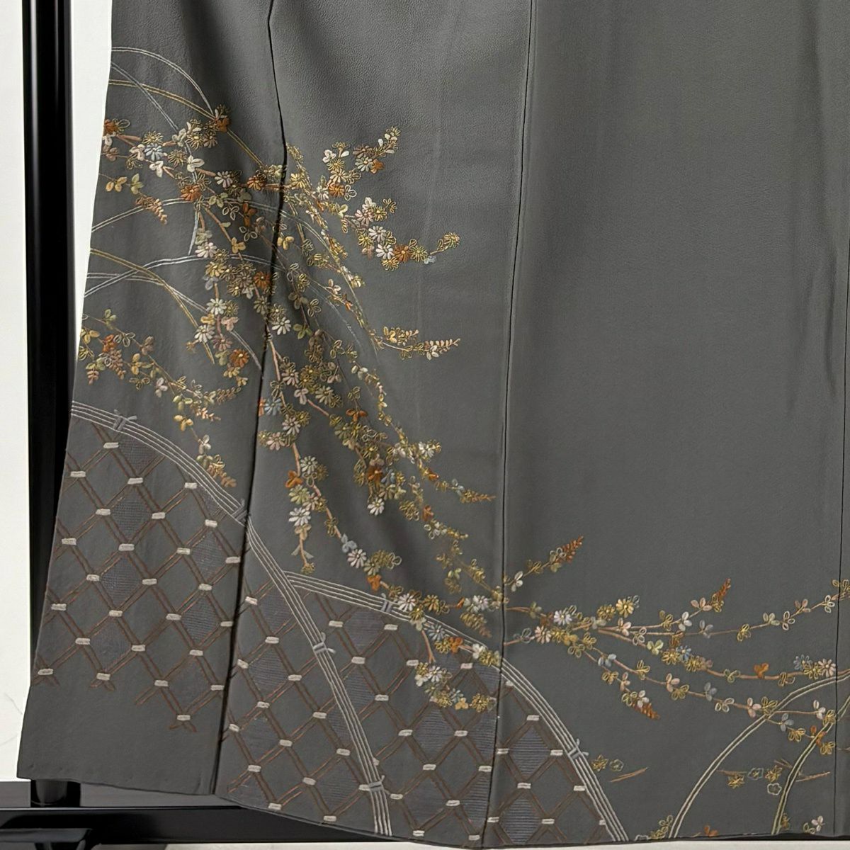 訪問服 身長157cm 袖長64cm M 雙層 菊花 萩 金糸 刺繡 灰 純蠶絲 名品級