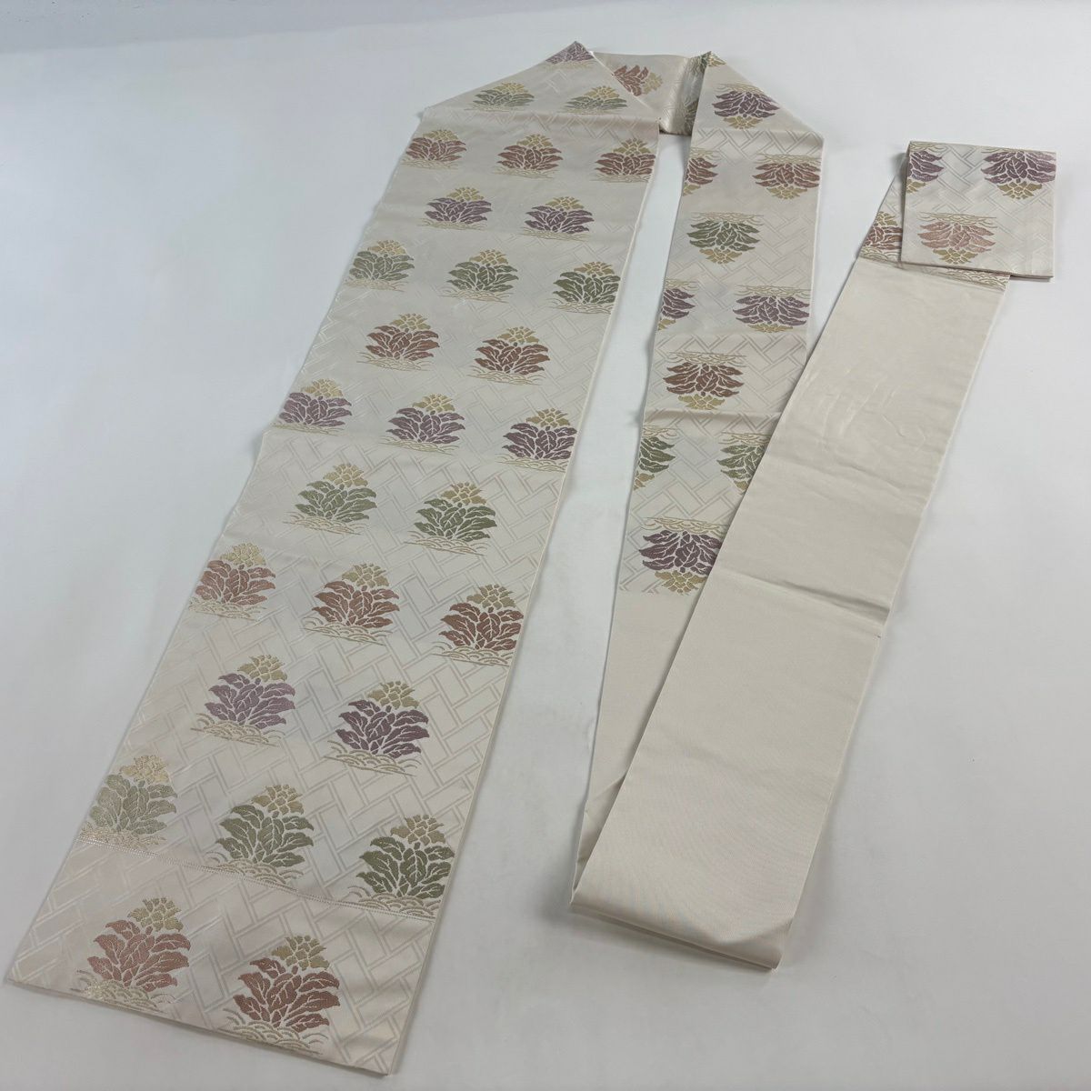 名古屋帶 名品級 草花紋 金糸 奶油色 純蠶絲