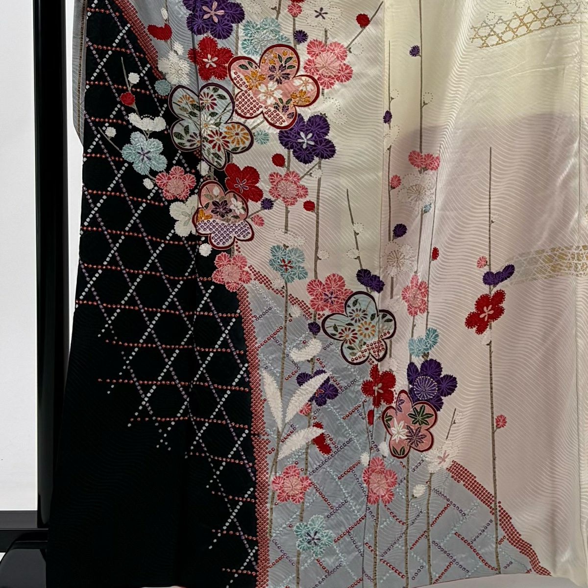 振袖禮服 身長164.5cm 袖長65cm M 雙層 枝梅花 草花紋紋 金銀彩 奶油色 純蠶絲 優品級