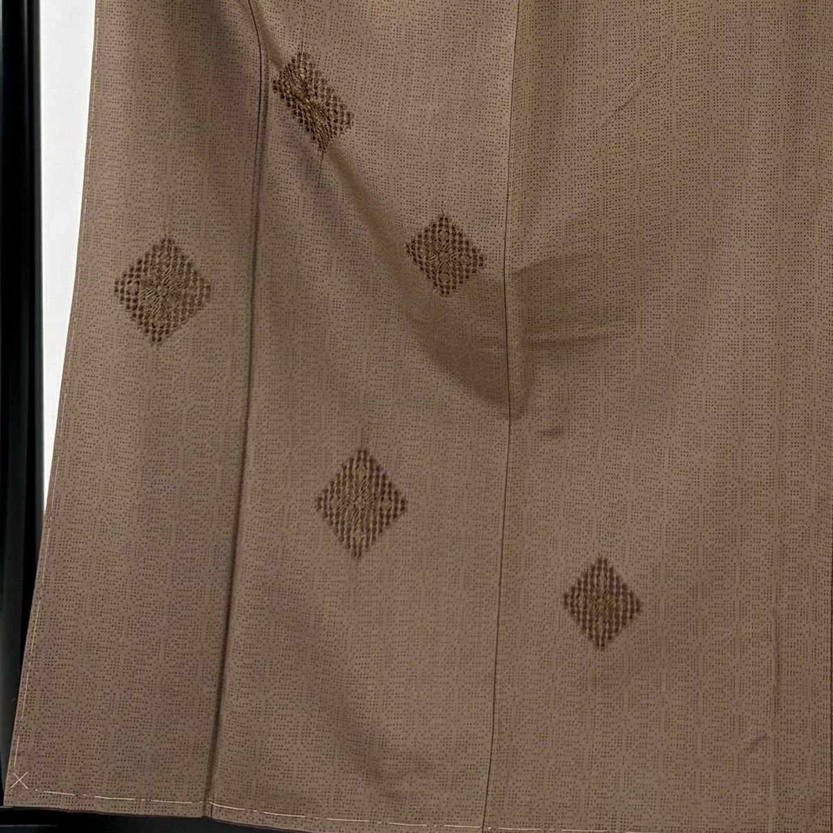 【美品】 付下 身長160cm 袖長64cm M 雙層 紬織織 菱 麻葉刺繡 茶 純蠶絲 秀品級