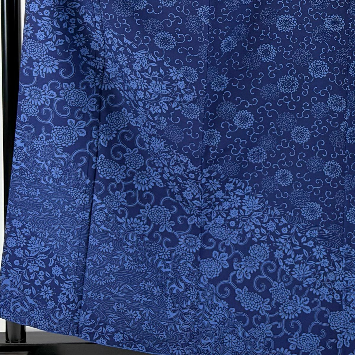 【美品】訪問服 身長159cm 袖長63.5cm S 雙層 本草木染 落款あり 菊花唐草紋 流水 深藍 純蠶絲 秀品級