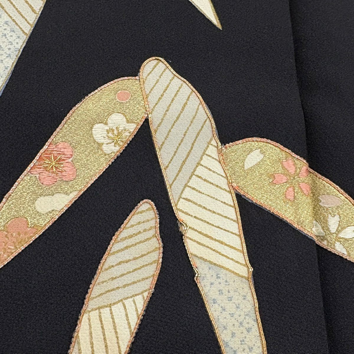 付下 身長154.5cm 袖長64cm M 雙層 笹 梅花 刺繡 金彩裝飾 黑 純蠶絲 秀品級
