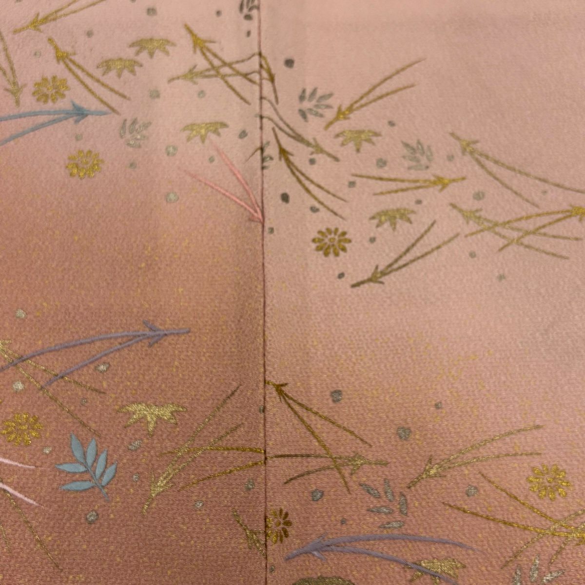 訪問服 身長156cm 袖長62.5cm S 雙層 松樹葉 菊花 金銀彩 刺繡 淺粉色 純蠶絲 秀品級 一個紋