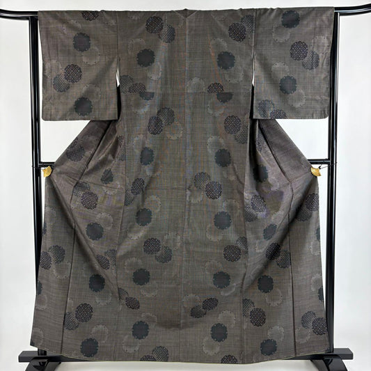 【美品】 大島紬織 身長162cm 袖長63cm S 雙層 純泥染 證書附帶 花 菱 焦茶 正蠶絲 優品級