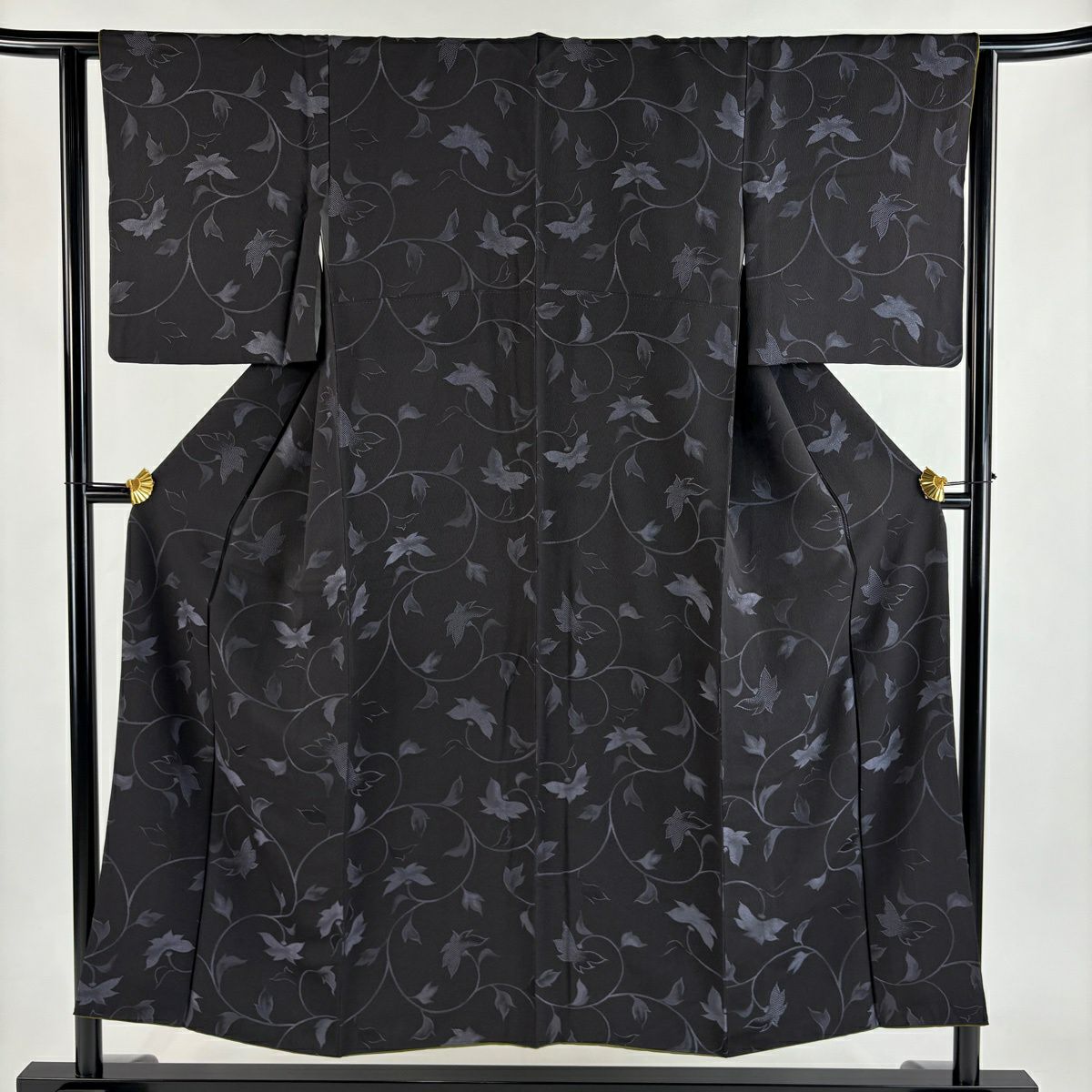 【美品】 小紋 身長150cm 袖長63.5cm S 雙層 大和 花唐草紋 墨 黑 純蠶絲 優品級