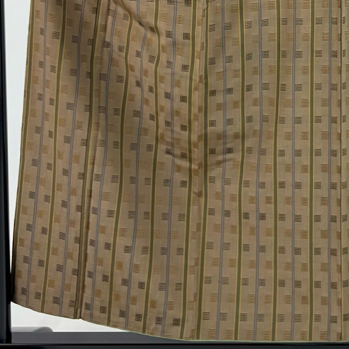 【美品】 紬織 身長156cm 袖長64cm M 雙層 鈕扣領 垂直條紋 幾何圖案 茶 純蠶絲 優品級