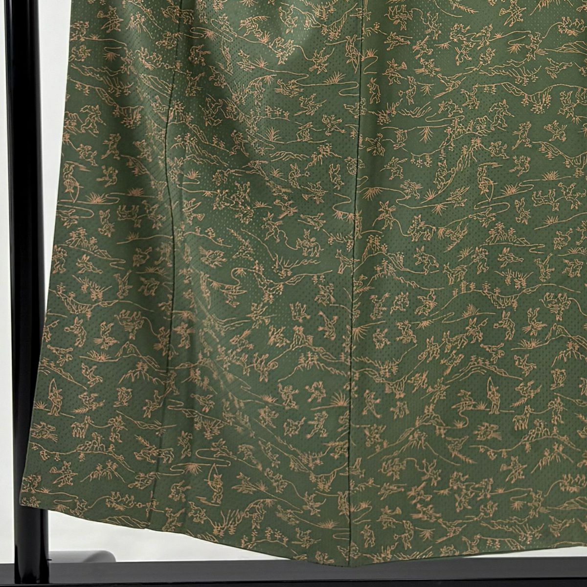 【美品】 小紋 身長153cm 袖長63cm S 雙層 鳥獸戲畫 地紋 蓬色 純蠶絲 優品級