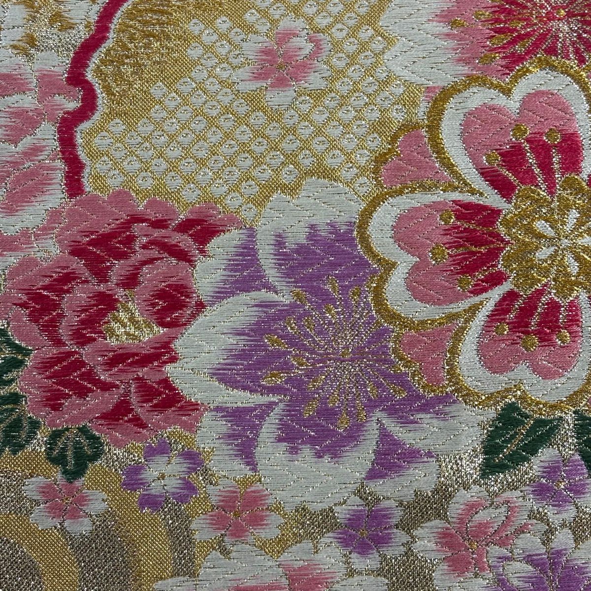 【美品】 袋帶 秀品級 雪輪 草花紋 金銀線 唐織 金色 六通 純蠶絲
