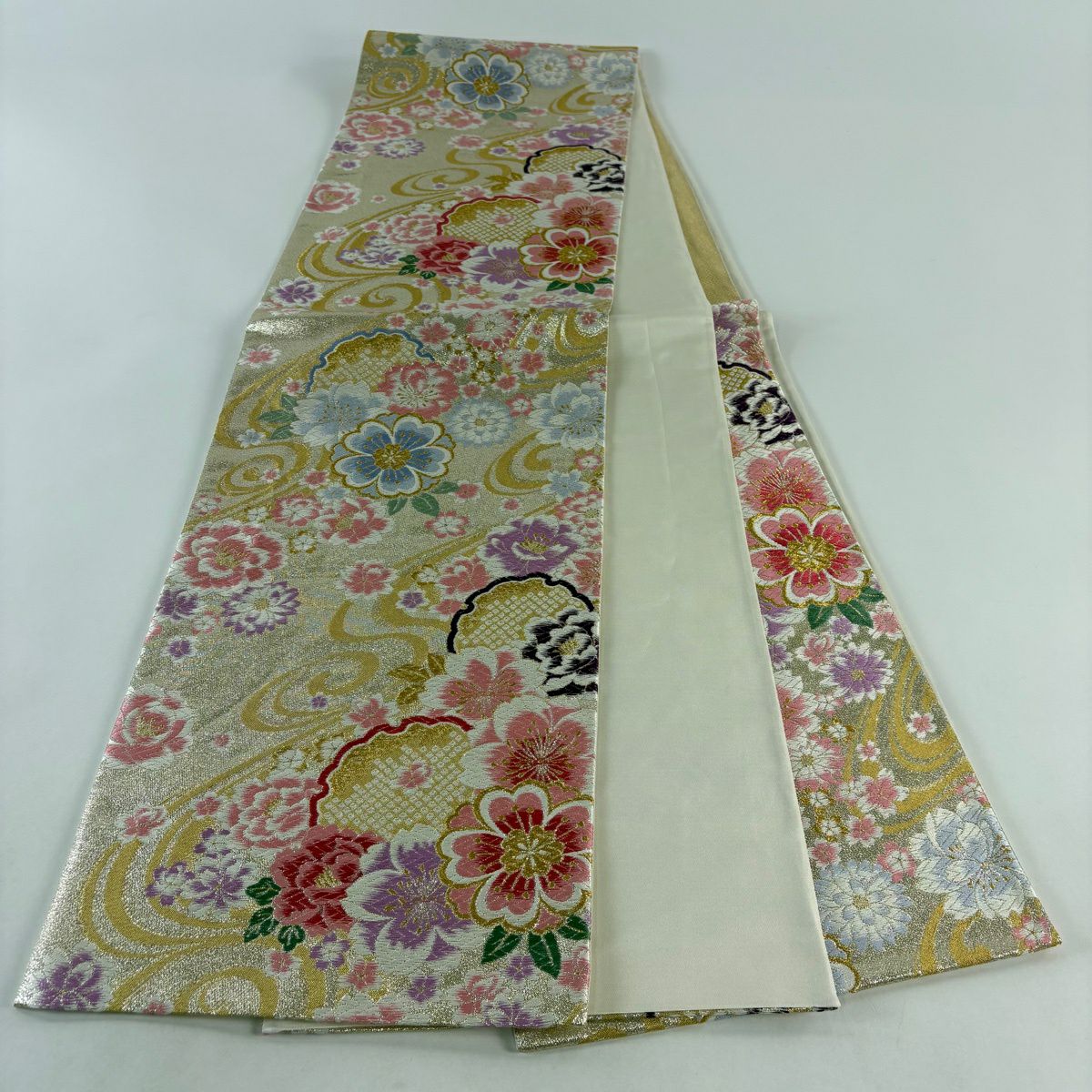 【美品】 袋帶 秀品級 雪輪 草花紋 金銀線 唐織 金色 六通 純蠶絲