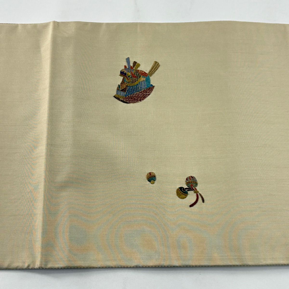 【美品】 袋帶 秀品級 玩具 金絲 刺繡 米色 大鼓圖案 純蠶絲