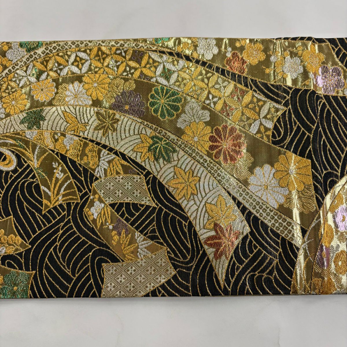 【美品】 袋帶 秀品級 束捆熨斗紋 波紋 金絲 金金箔 金 六通 純蠶絲