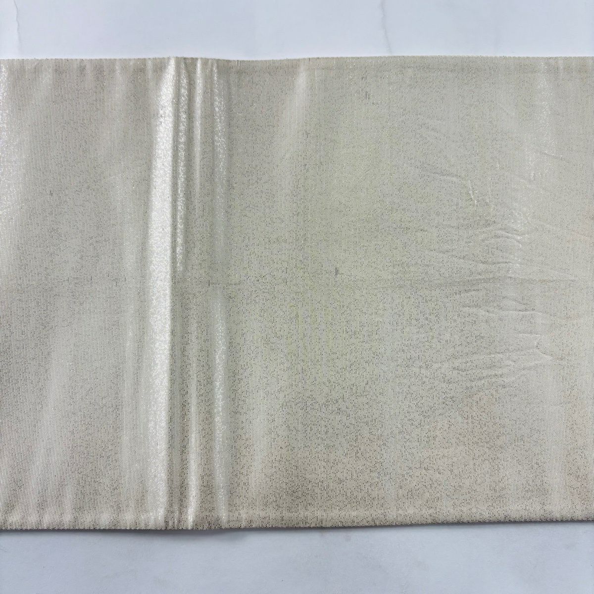 【美品】 袋帶 秀品級 草花紋紋 短冊 金金箔 奶油色 大鼓圖案 純蠶絲