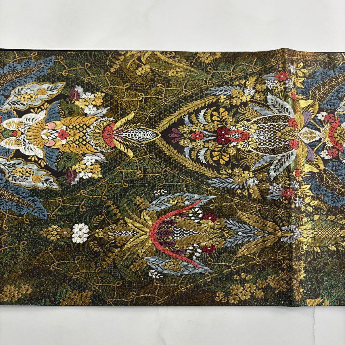 【美品】 袋帶 秀品級 草花紋刺繡 金金箔 茶綠 六通 純蠶絲