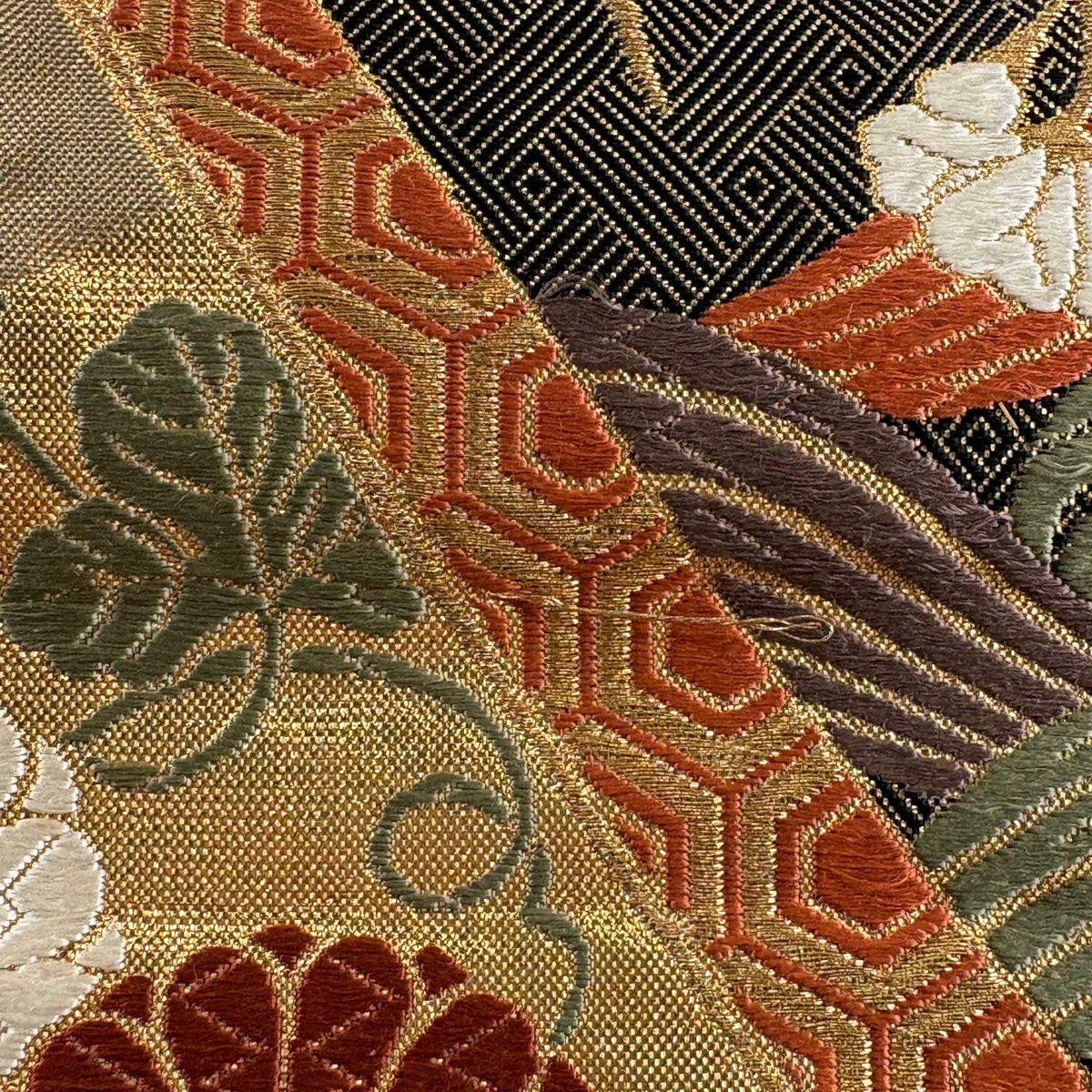 袋帶 秀品級 蝶 草花紋刺繡 金絲 金 六通 純蠶絲