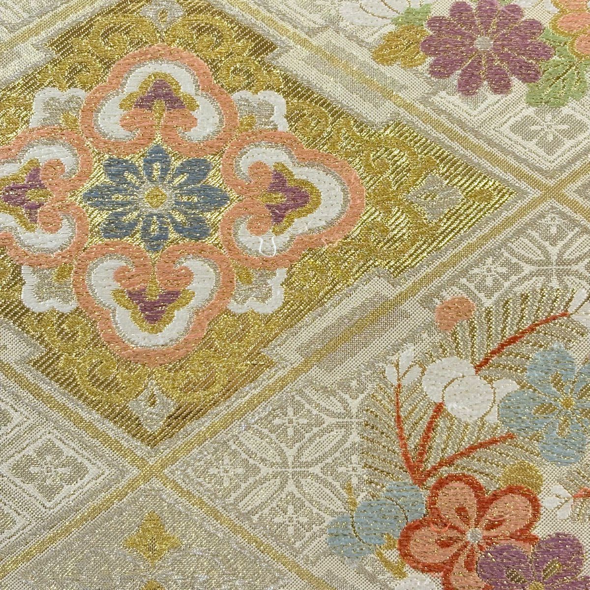 袋帶 秀品級 華紋 花丸文 刺繡 金銀彩 金  六通 純蠶絲