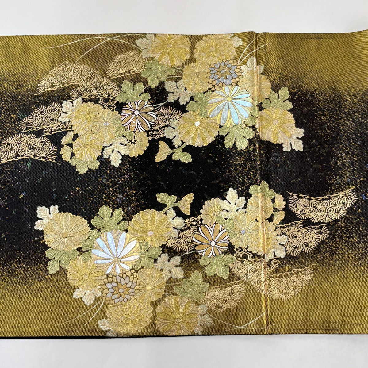 【美品】 袋帶 秀品級 華紋 菊花 金銀彩 拉麵 金色 大鼓圖案 純蠶絲