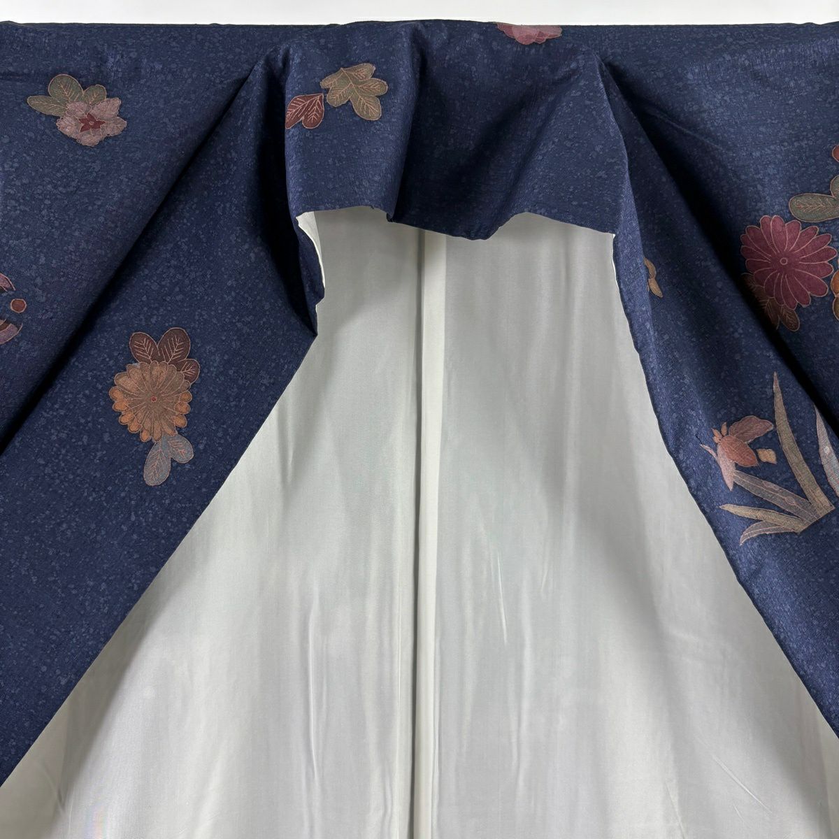 訪問服 身長155.5cm 袖長63.5cm S 雙層 京屋林藏 紬織織 落款あり 草花紋紋 菊花 刺繡 深藍 純蠶絲 逸品級