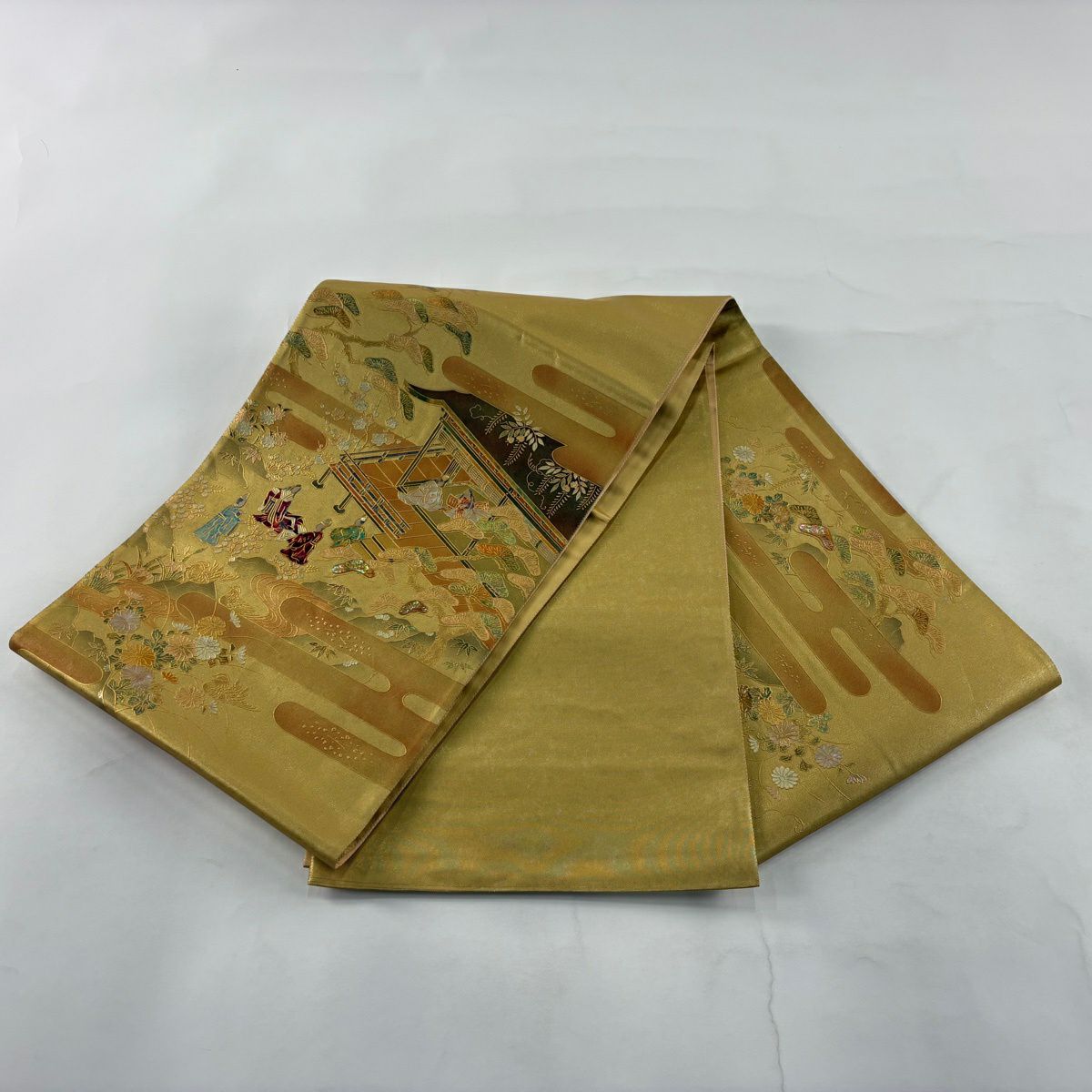 【美品】 袋帶 秀品級 御所風景 草花紋紋 螺鈿 金銀彩 金色 大鼓圖案 純蠶絲