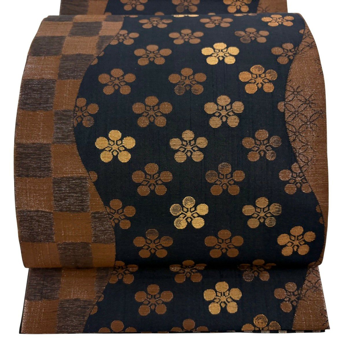 【美品】 袋帶 秀品級 梅花鉢 市松樹 金金箔 焦茶 六通 純蠶絲
