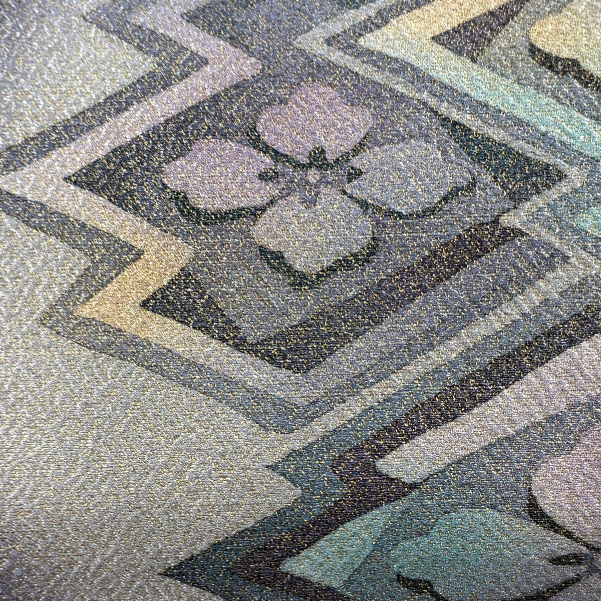 【美品】 袋帶 秀品級 松樹皮菱 花 金銀彩 灰紫 お太鼓圖案 純蠶絲