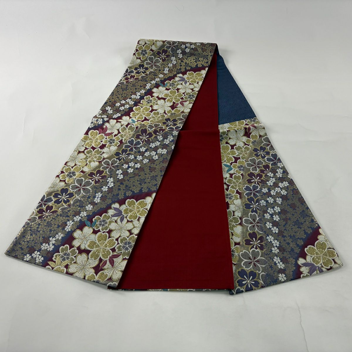【美品】 袋帶 秀品級 櫻花 刺繡 金線 深紅色 六通 純蠶絲